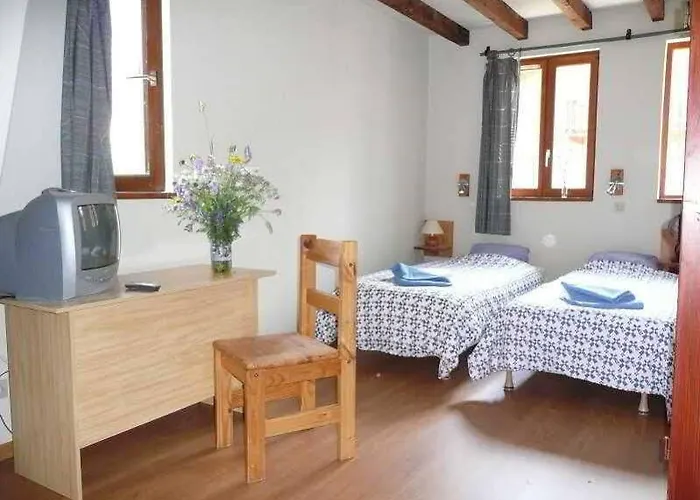 Du Crey Hotel 2*