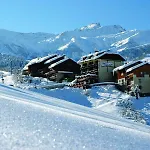 Du Crey Hotel